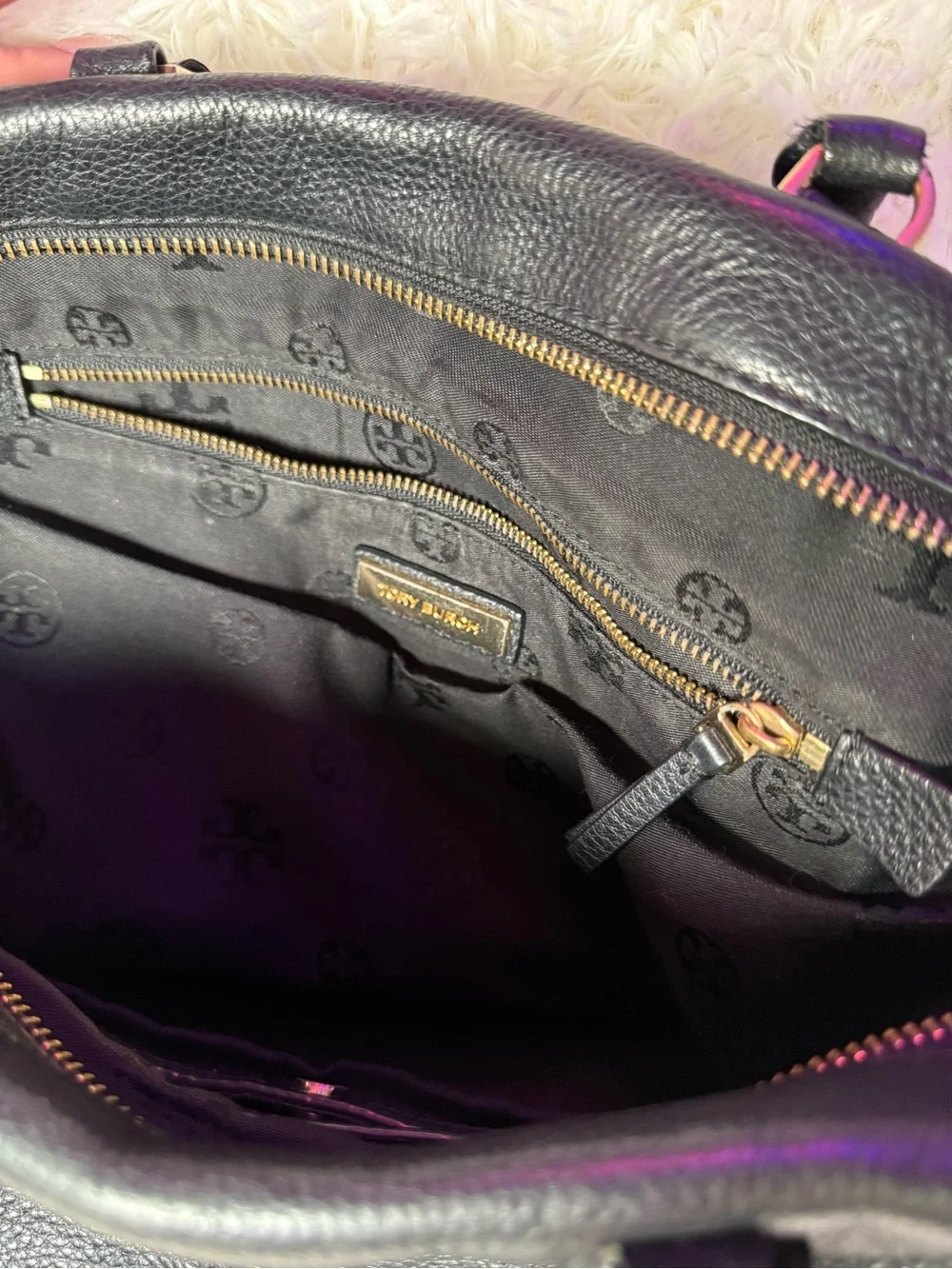 Tory Burch Thea Medium Black Slouchy Pebbled Leather Satchel Embossed Logo Gold